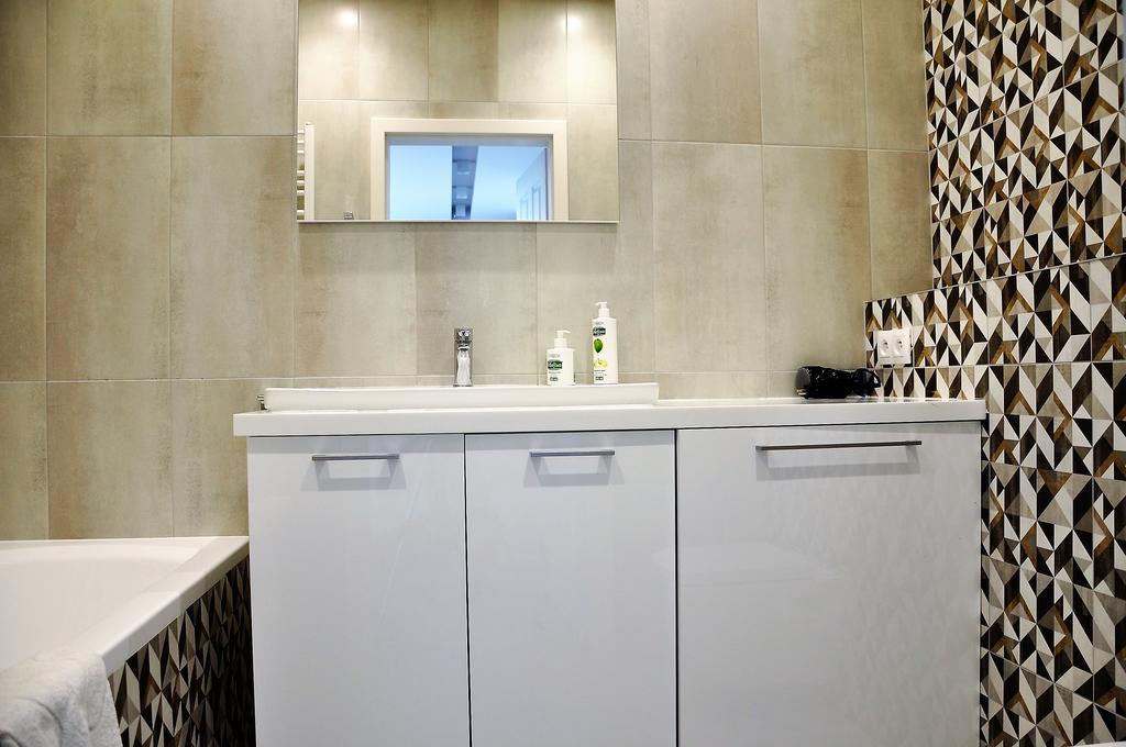 ורשה Prudentia Apartments Moko Residence מראה חיצוני תמונה