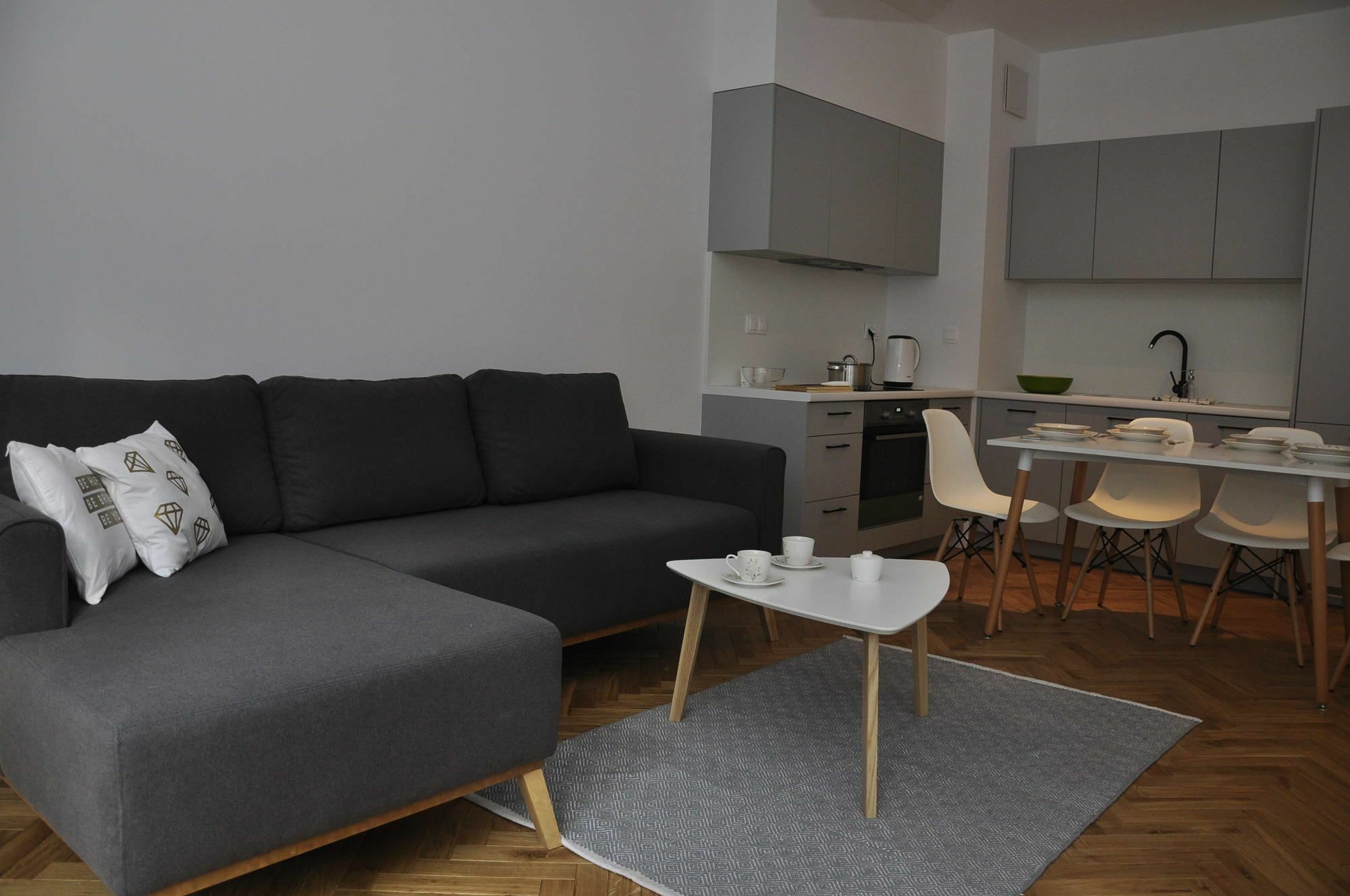 ורשה Prudentia Apartments Moko Residence מראה חיצוני תמונה
